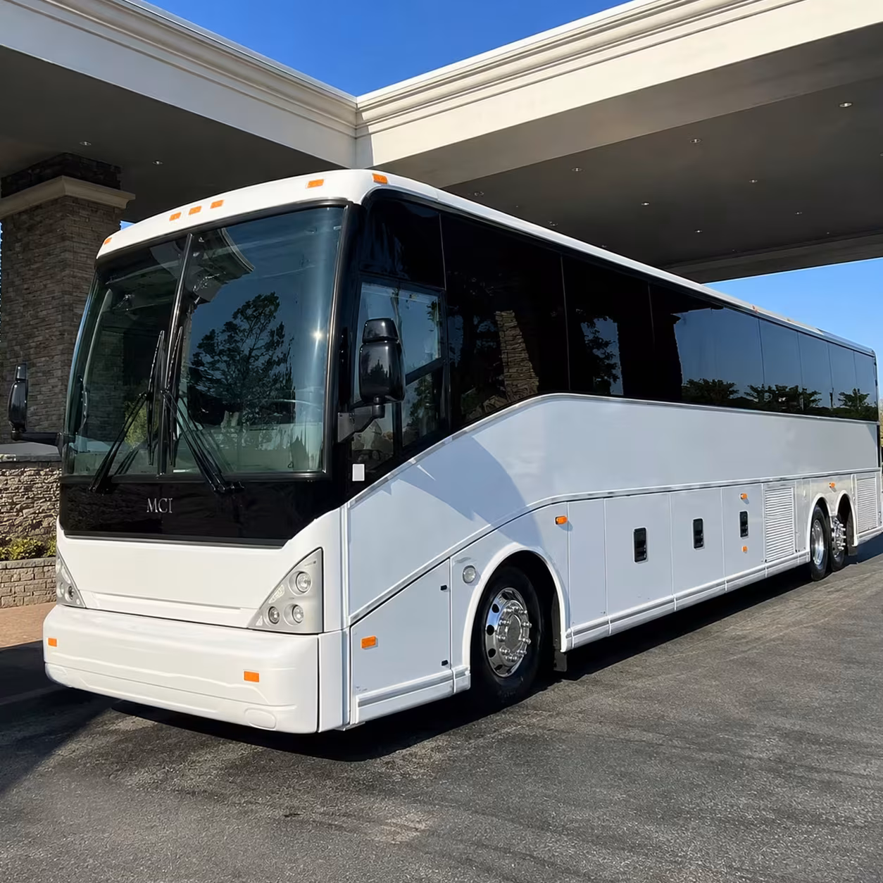 killeen employee shuttle rentals for fort hood contractors